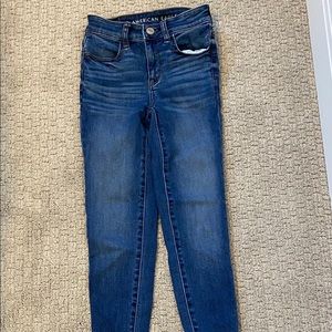 American eagle dark wash women’s jeans